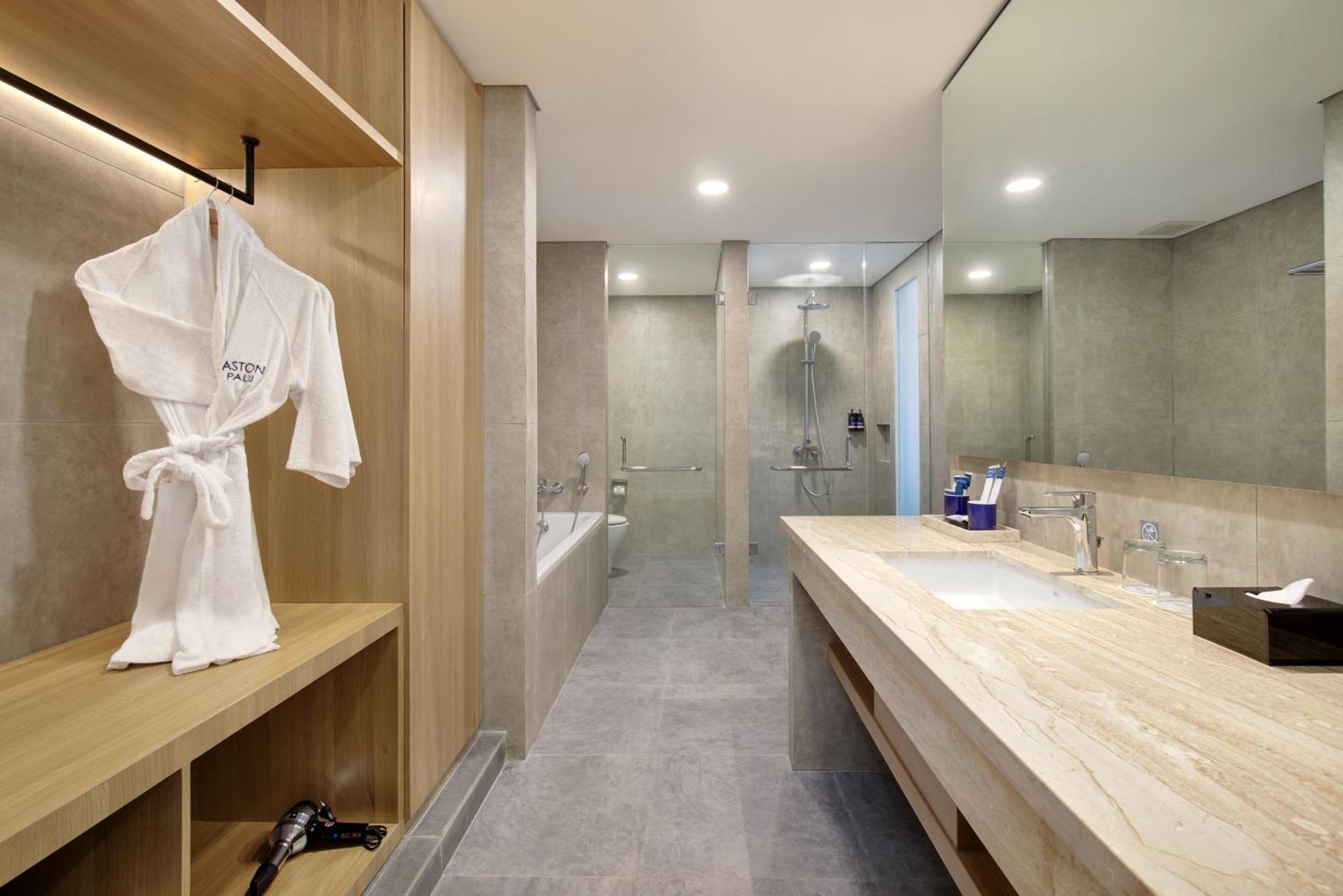 Aston Palu Hotel & Conference Center מראה חיצוני תמונה