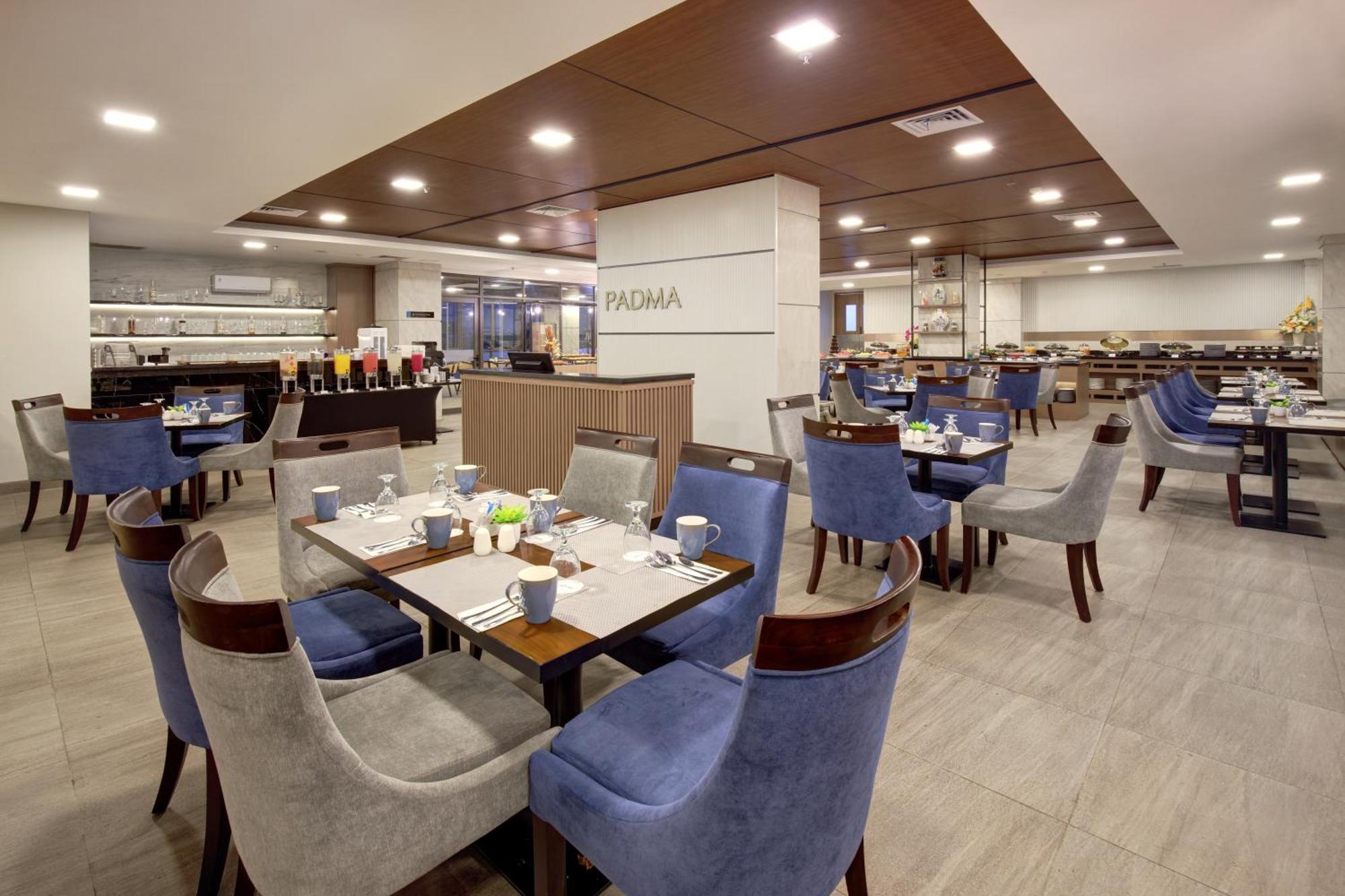Aston Palu Hotel & Conference Center מראה חיצוני תמונה